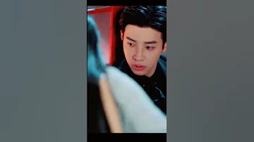 اعجب بها عندما عالجت يده و بدأ بمطارتها الحب كوري سحر العاطفه 