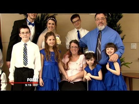 wedding dresses Last minute change in plans for one bride's big day