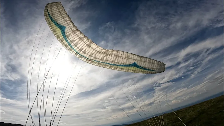 1st try ground spin with an EN-D glider Gin Boomerang X-Alps (AR 6.99)