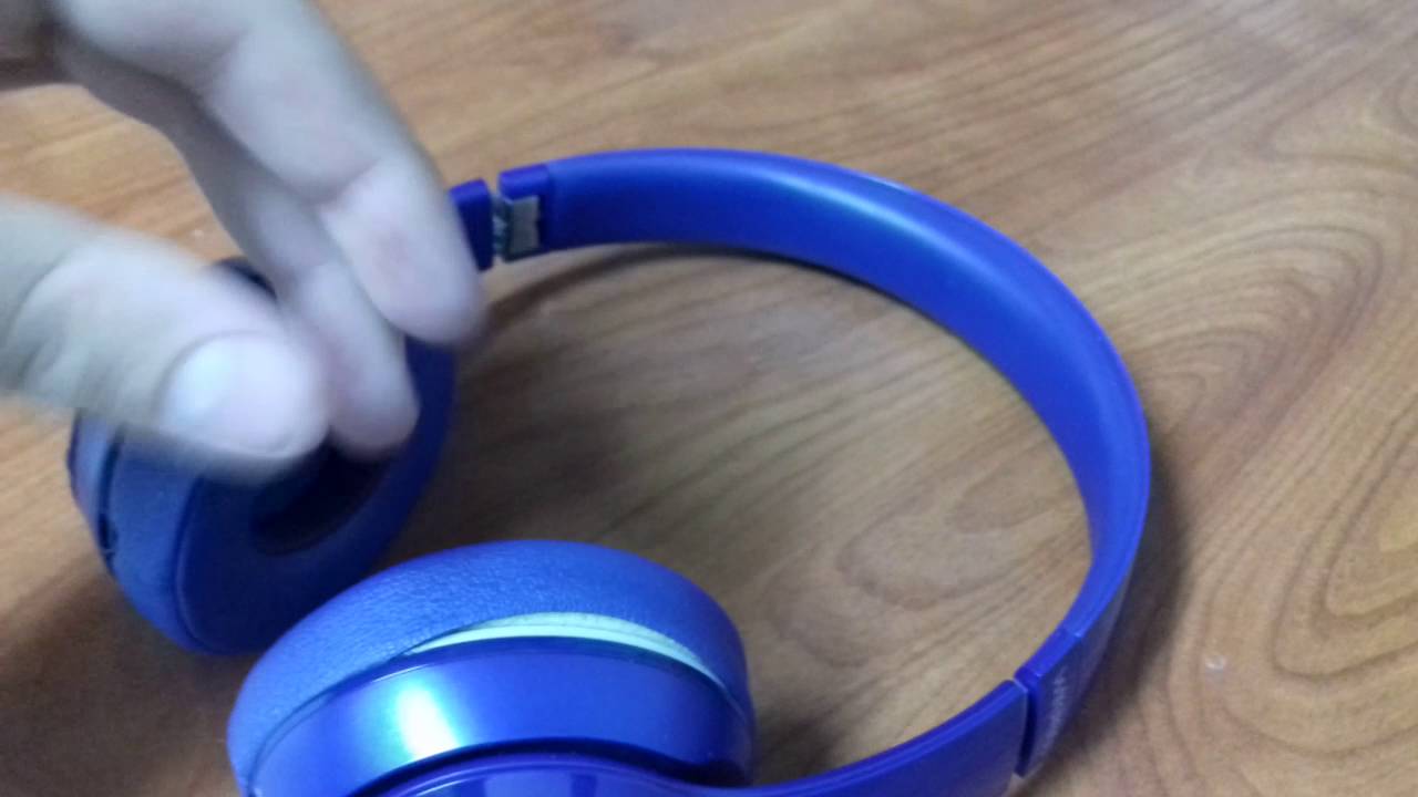 My BeatsSolo2 Wireless Headphones Are Falling Apart?! YouTube