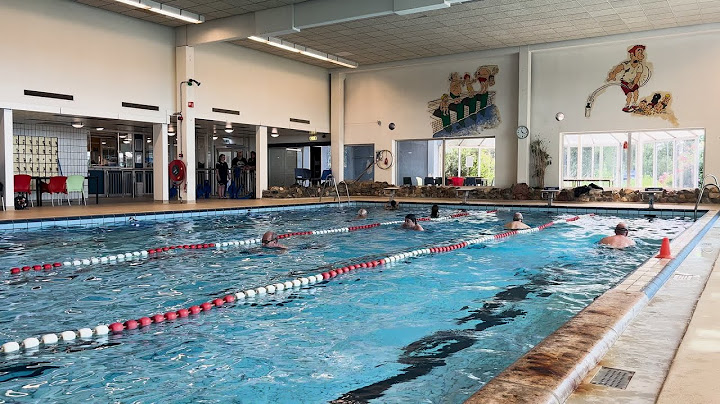 Laatste baantjes in Zwembad Zuid: afscheid van een geliefde plek