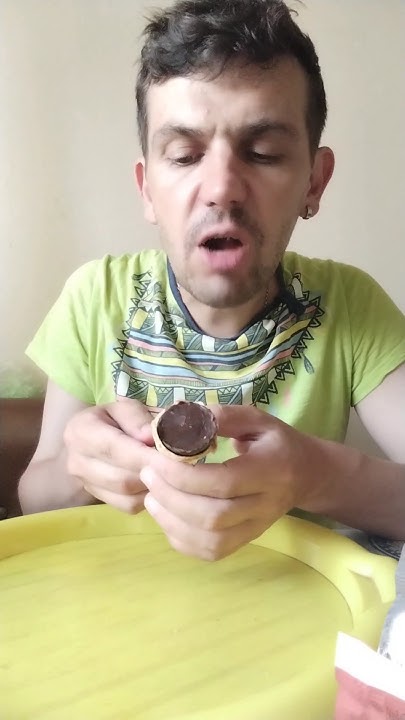 ДЕГУСТИРУЮ КОРОВКА ИЗ КОРЕНОВКИ КРЕМ ДЕСЕРТ В РОЖКЕ ВАФЕЛЬНОМ С ВАРЕНОЙ ...
