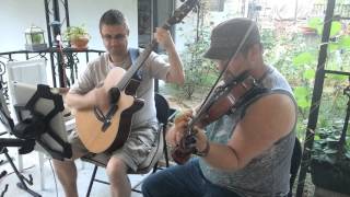 Video thumbnail of "Circassian Circle & Peacemaker's Hornpipe"