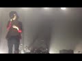 Matty healy sings fallingforyou to taylor swift