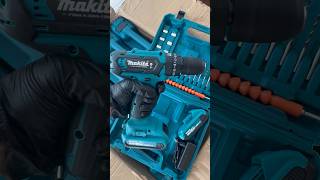 Фото Шуруповерт-дрель Makita 24v с двумя аккумуляторами