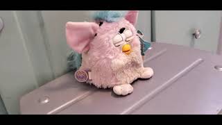 eBay - Peachy 1999 Furby 70-940 - BROKEN