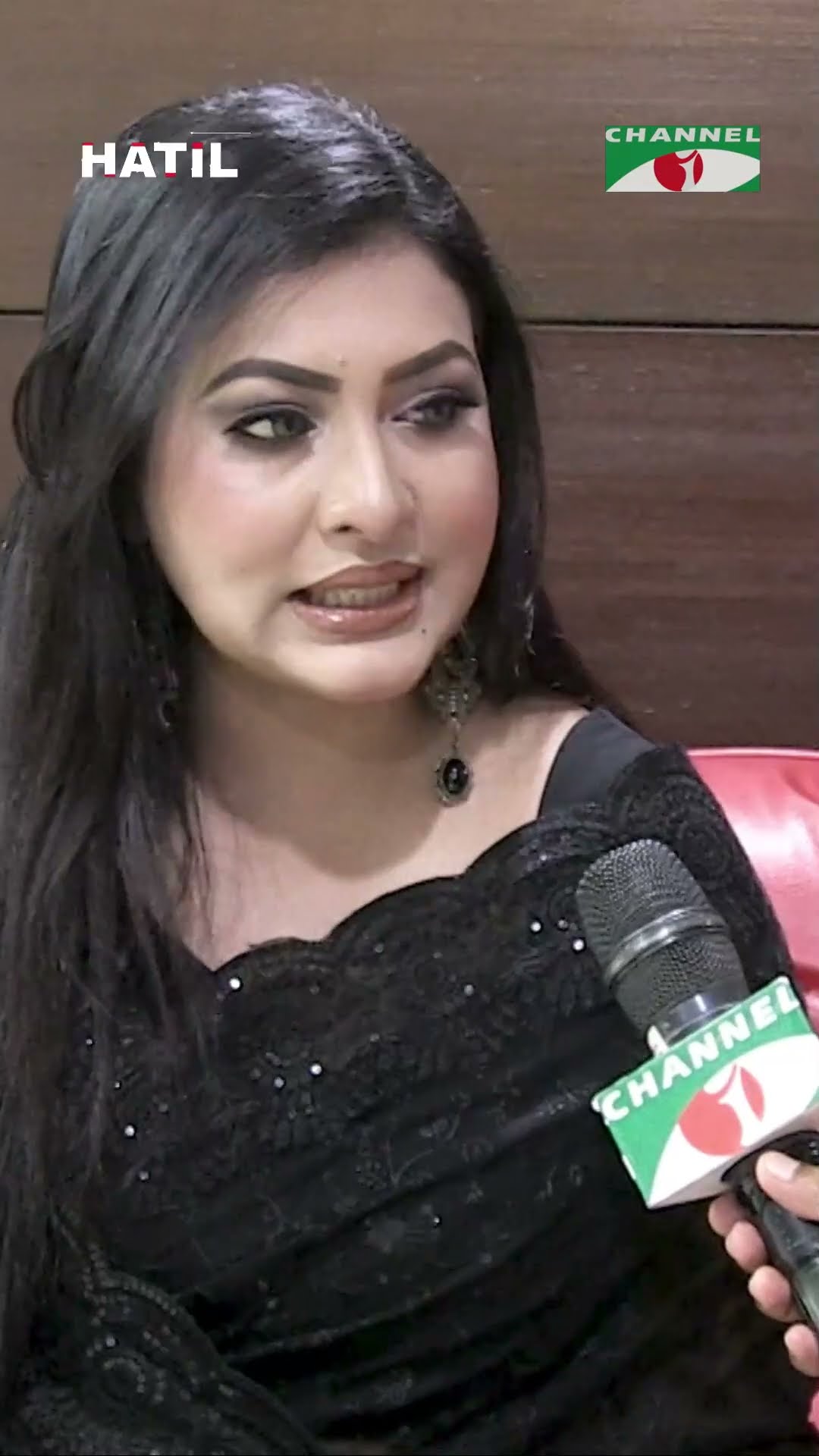 বিয়ের পর হজ্জ করবেন অভিনেত্রী প্রিয়াঙ্কা জামান  Channel i Tv