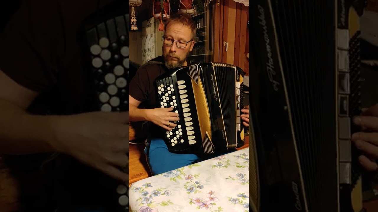 Sami Pelkonen - Äänisen aallot