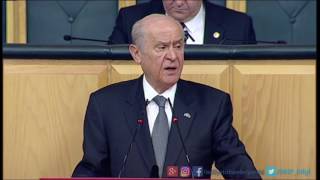 Bayrak inmez, ezan dinmez, Türk milleti asla düşmez, Türkiye Cumhuriyeti düşmeyecektir.