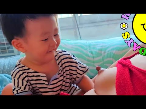 Beautiful Mom Breastfeeding Cute Baby | New Sweet Breastfeeding Blog | Indian Breastfeeding Vlog