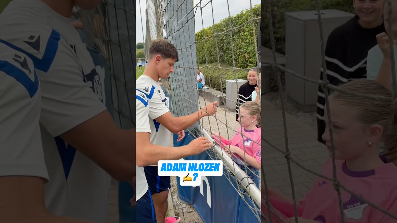 Armer Adam 🥲🤣 #Hoffenheim #AdamHlozek #Autographs