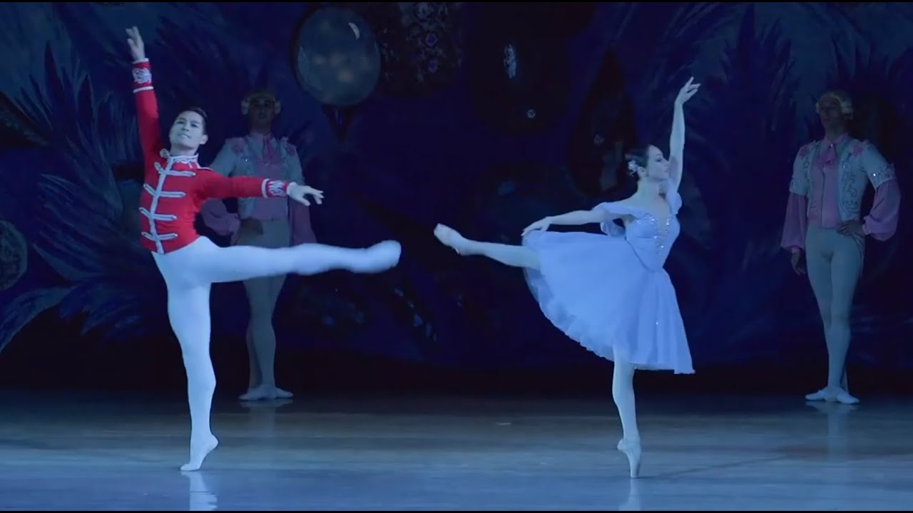 12.Scene (Clara and Nutcracker Prince),