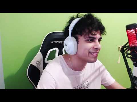 fenyx e coelho no jogo de terror do roblox (webcam)