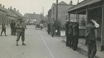 Duitse soldaten gevangen genomen op deze straat... en precies op deze plek vandaag