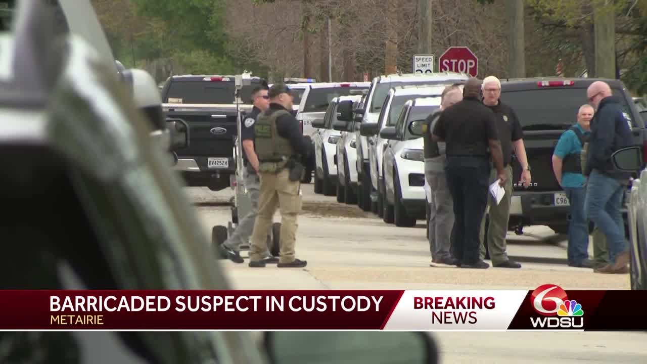 Man surrenders after hours-long SWAT roll in Metairie - YouTube