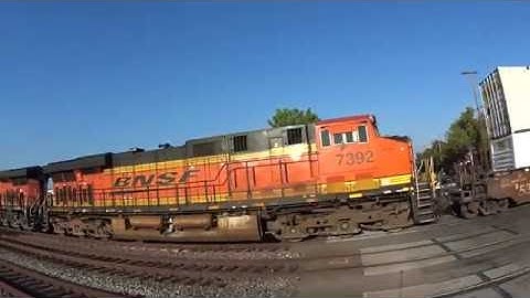 BNSF with lots of J.B. HUNT intermodal