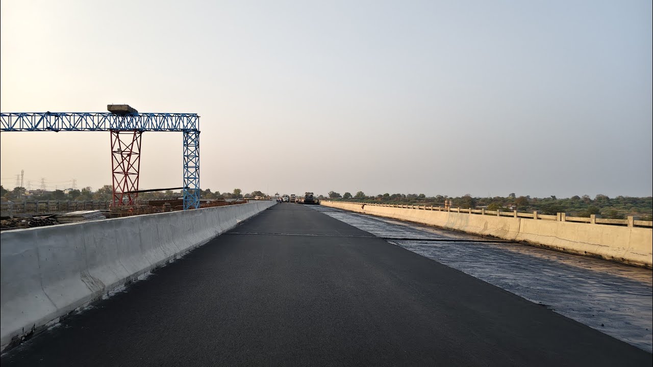 बड़वाह नर्मदा नदी पर नवनिर्मित पुल से अभी शुरू नहीं होगा यातायात,