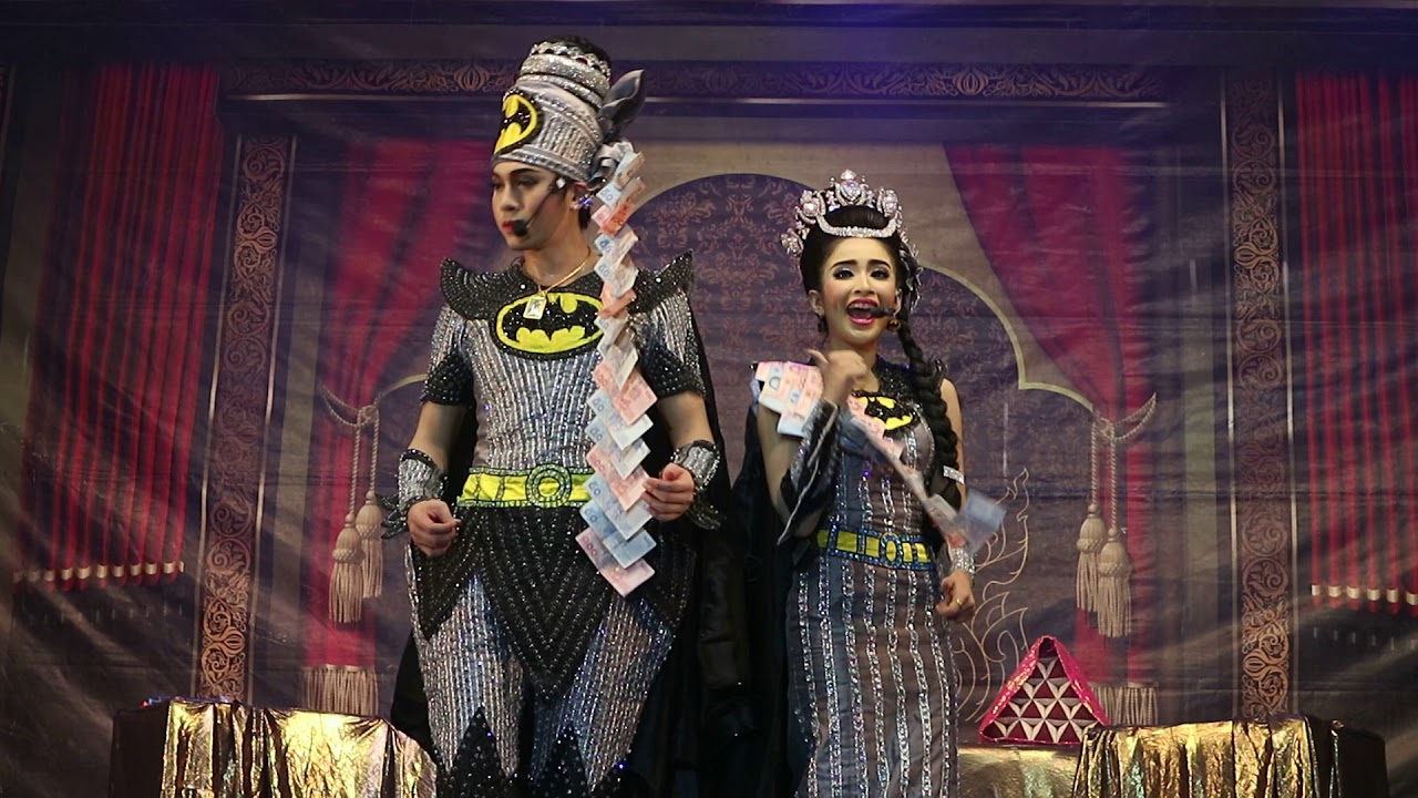 เกี้ยวน่ารักๆ แบทแมน แน๊คบลู