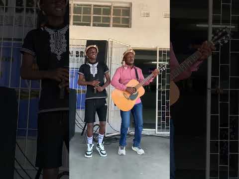 Aphiwe & Sobancane - Ubongwa Esaphila [Live in Plumtree]