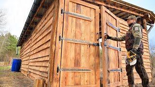 Making a Medieval Door for my Barn in the Forest  Ep.6