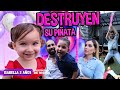 Destruye su piñata (Isabella 2 Años) - Keeping Up Con Los DeNigris