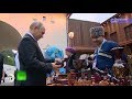 В.Путин заинтересовался изделиями унцукульского ремесленника