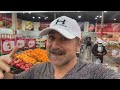 Shopping in Southeast Asia 