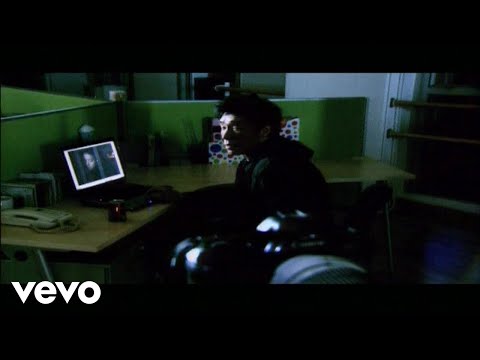 許志安 - 《吻下留人》MV auf YouTube ansehen