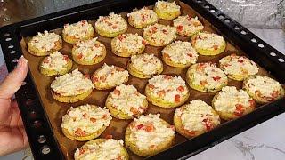 видео: Так вкусно, что готовлю каждый день! Кабачки с сыром в духовке. картинка: Так вкусно, что готовлю каждый день! Кабачки с сыром в духовке.