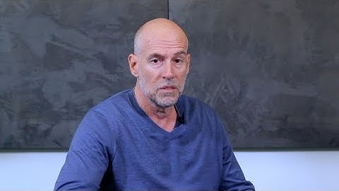 Scott Galloway - The Four: The Hidden DNA of Amazon, Apple, Facebook, and Google