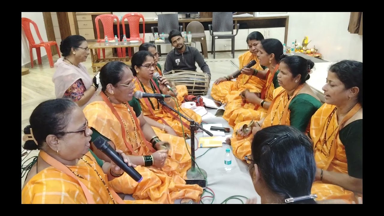 #सुंदर अभंग #पाई शिर्डीला येतो साई नाथा...ShwetaBhajanLife