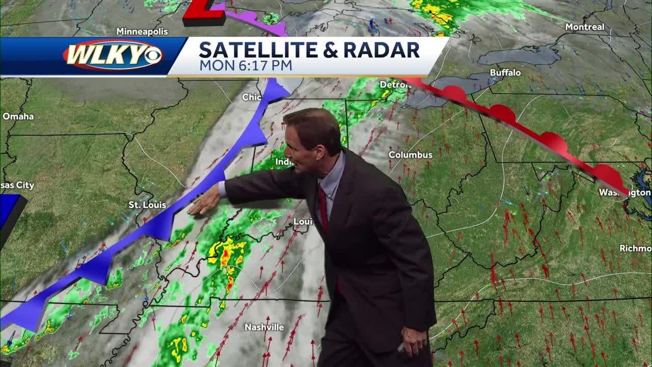showers moving through tonight - YouTube