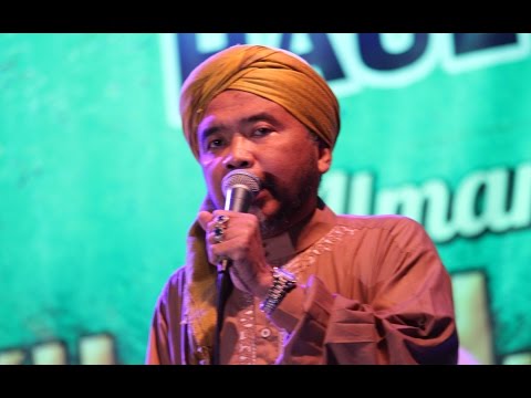 KH. Misbah Kholili Saat Haul Kh. Hasyim Mino
