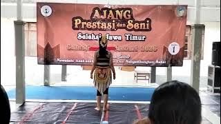 'JUARA 1' MAHIRA HASNA KAMILA 'TARI DEWI  SANGRAH' Piagam dan Piala Dinas Pendidikan Kab.Kediri'.
