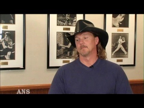 COUNTRY STAR TRACE ADKINS IS ANGEL OF DEATH