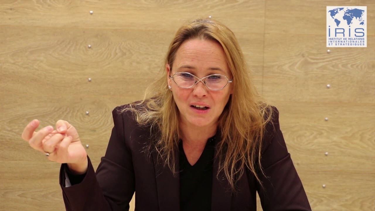 Migrant(e)s, demandeurs d’asile et réfugié(e)s : comprendre les parcours d’exil