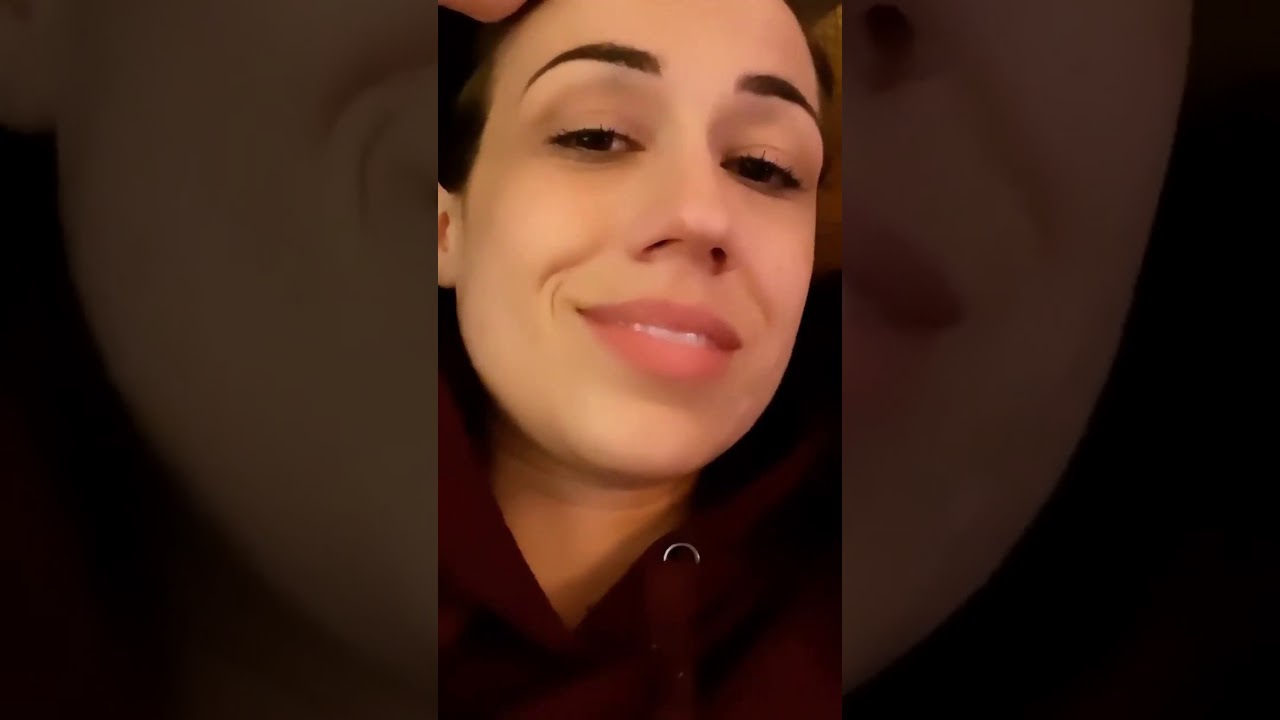 Colleen Ballinger Stories, December 9, 2019