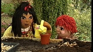 Rosie \u0026 Jim - 03x07: Flower Baskets (Pat Hutchins | 1995)
