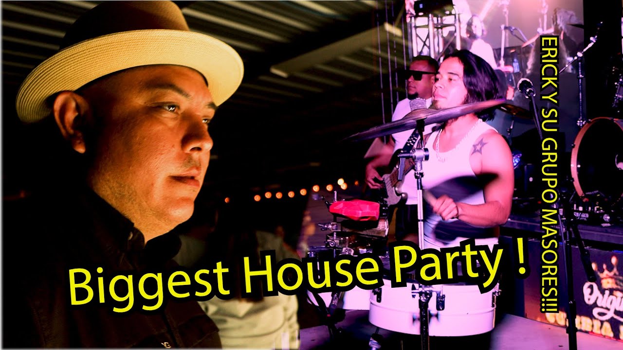 Got invited to the biggest house party! 6 Live Bands (Erick y su Grupo