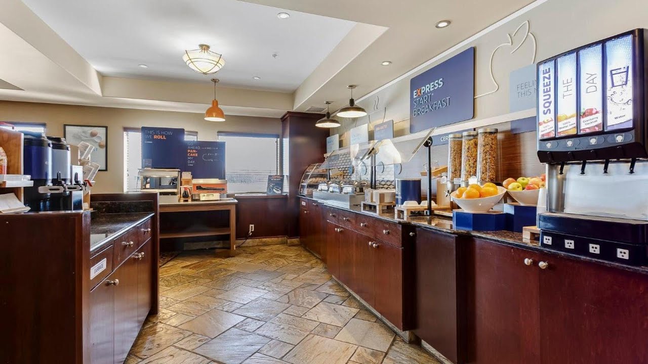 Holiday Inn Express Hotel & Suites - Slave Lake, Slave Lake (AB) | Travel Lover