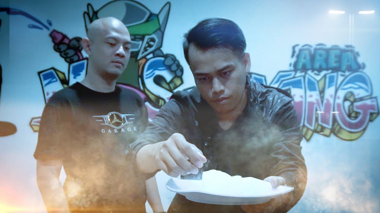 DRY ICE MAGIC PERTAMA DI INDONESIA