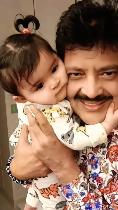 Udit Narayan With Grand Daughter Aditya Narayan With Daughter #uditnarayan #adityanarayan