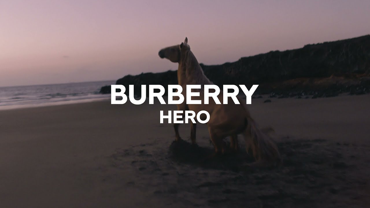 Adam Driver 超性感演绎 Riccardo Tisci 设计的 BURBERRY 香水广告大片。