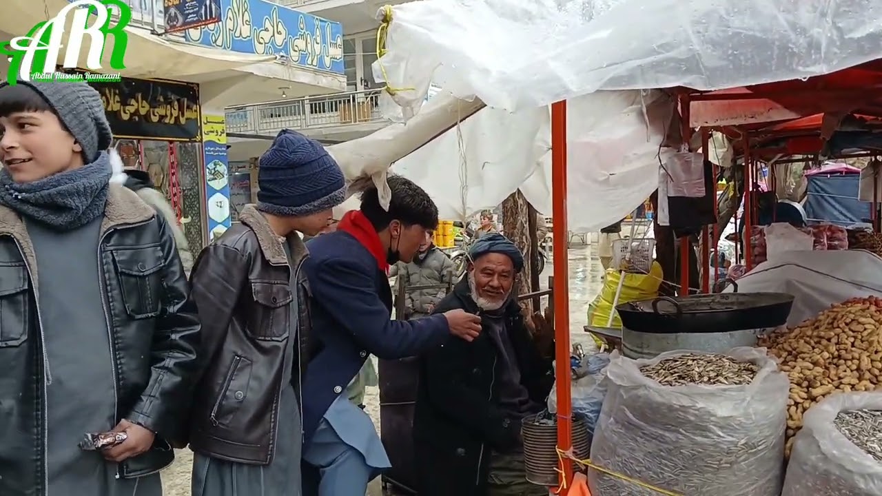 شهر غزنی چوک پیش سینما