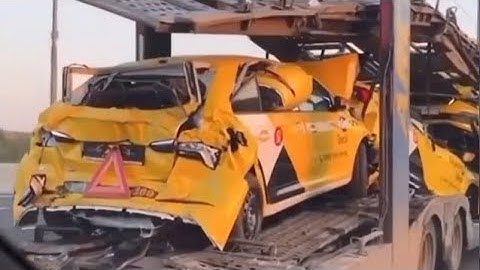 Mechanical Problems and Idiots on the Road Compilation - Part 59