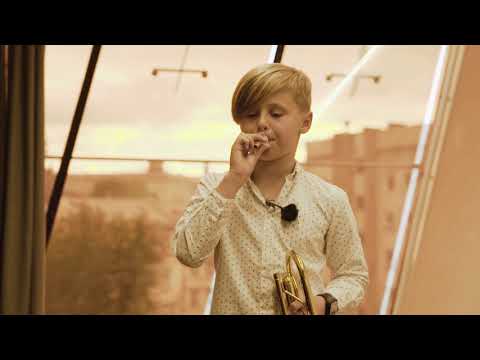 Video: Kā Spēlēt Trompeti