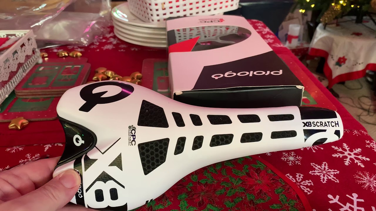 Pro logo scratch X8 Nack CPC saddle for off road use.