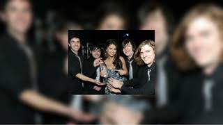 Selena Gomez &amp; The Scene - Falling Down (sped up)