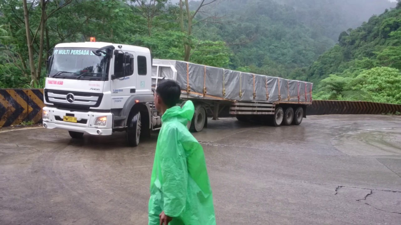 TEST DRIVE ARMADA BARU... TRAILER MERCEDES BENZ AXOR JOSS LEWAT SITINJAU LAUIK