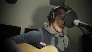 Video thumbnail of "Street Life - Randy Crawford (acoustic cover)"